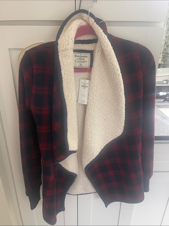 Abercrombie & Fitch Jackets & Blazers - Abercrombie & Fitch Red and Black Plaid Sherpa-Lined Open Cardigan NWT